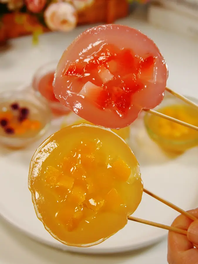 Homemade Cantonese snacks, multi-flavored, crystal bowl cakes, sweet and delicious step 0