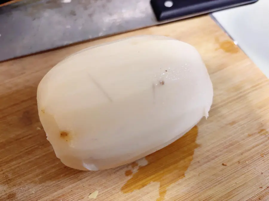 No section of lotus root can walk out of Hubei alive - Hubei famous dish spicy and fragrant [dry stir-fried lotus root] [home cooking series 10] step 0