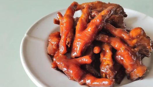 Spicy chicken feet