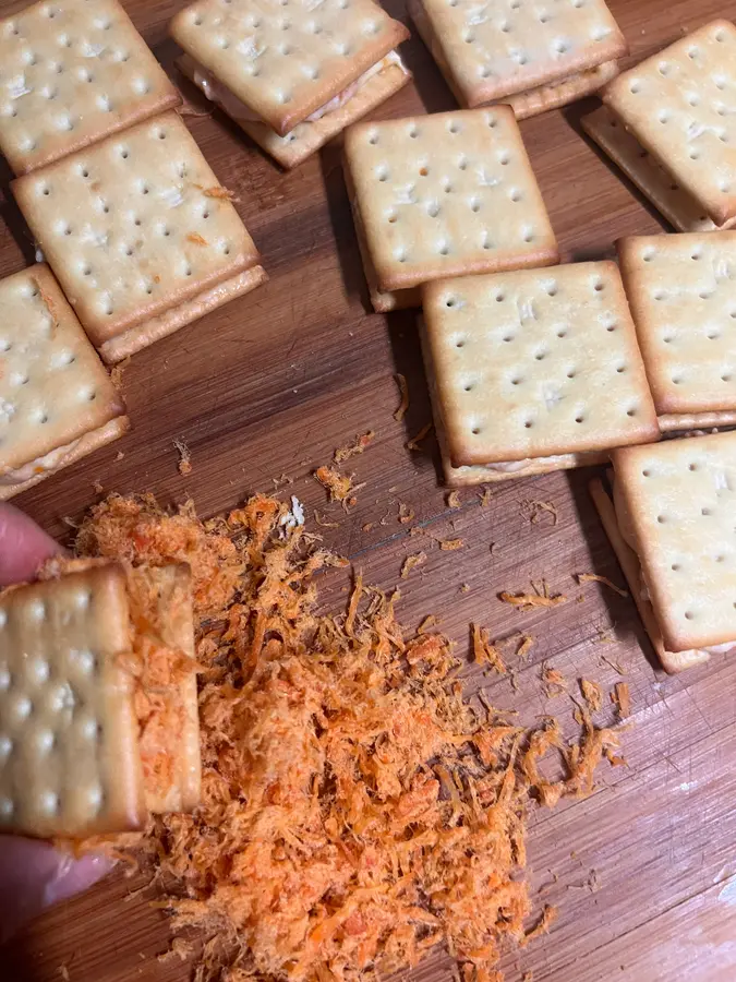 Meat floss, egg yolk, nougat biscuits step 0