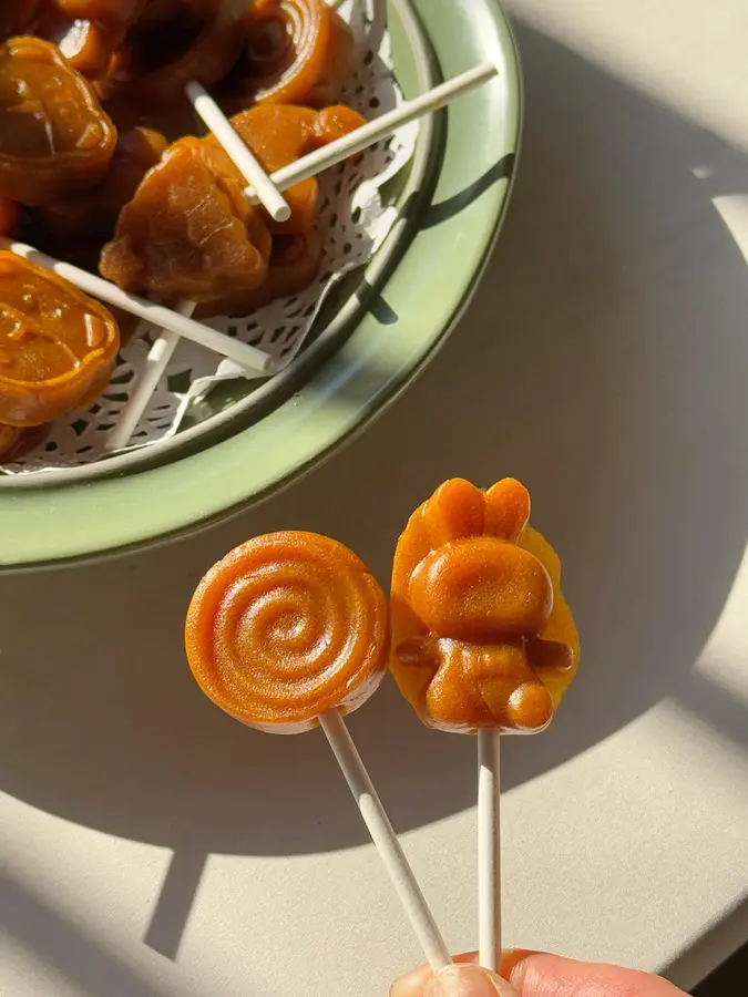 | No added kumquat apple lollipops step 0