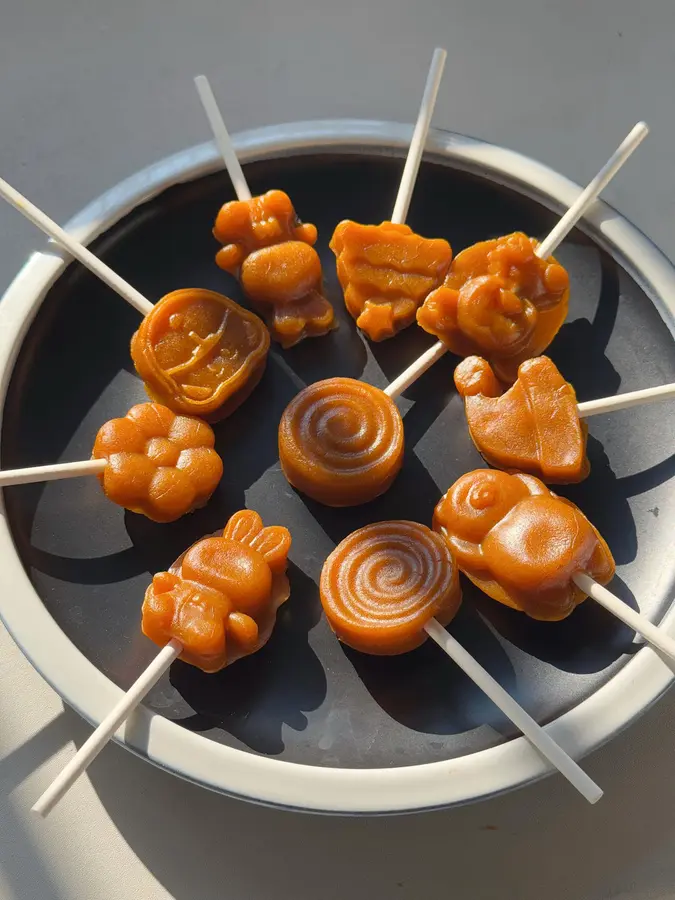 | No added kumquat apple lollipops step 0