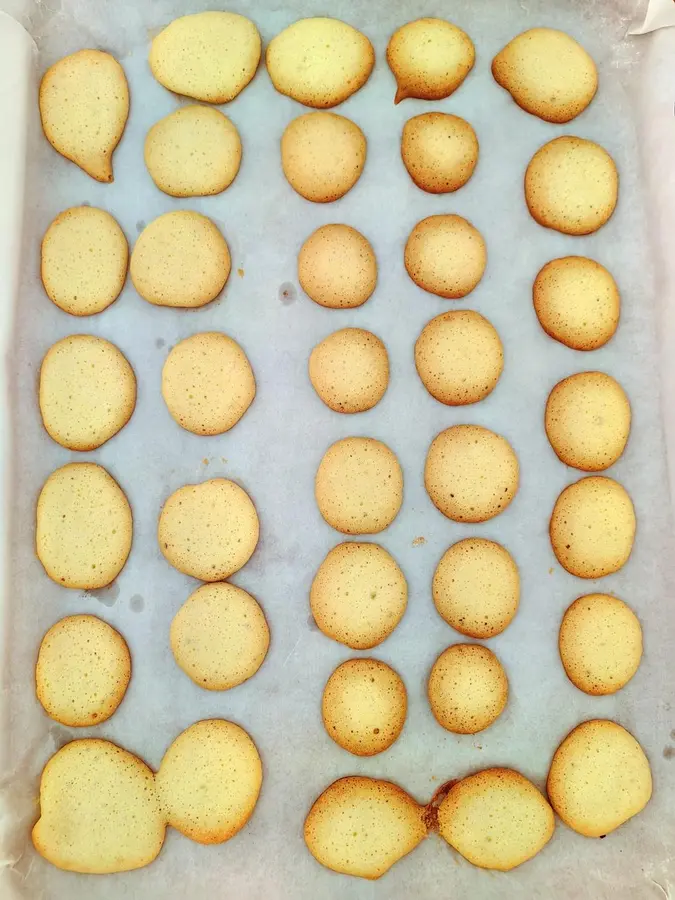 One-year-old baby snack: milky egg biscuits step 0