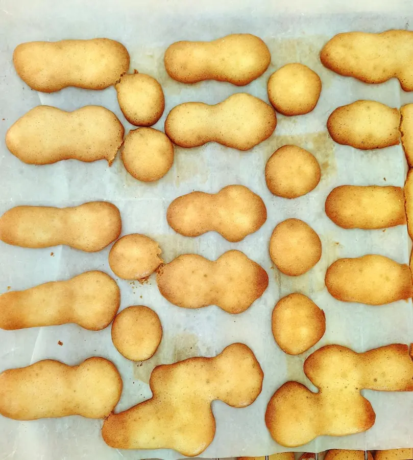 One-year-old baby snack: milky egg biscuits step 0