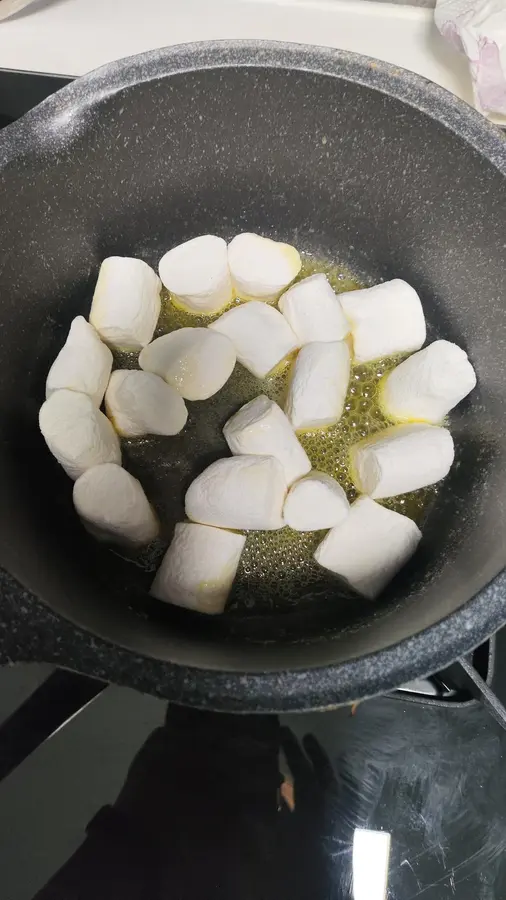 Strawberry/matcha/cocoa low-sugar version of snowflake crisp step 0