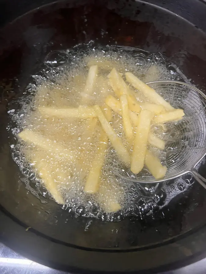 A different kind of sweet and plum fries (potato fries) step 0