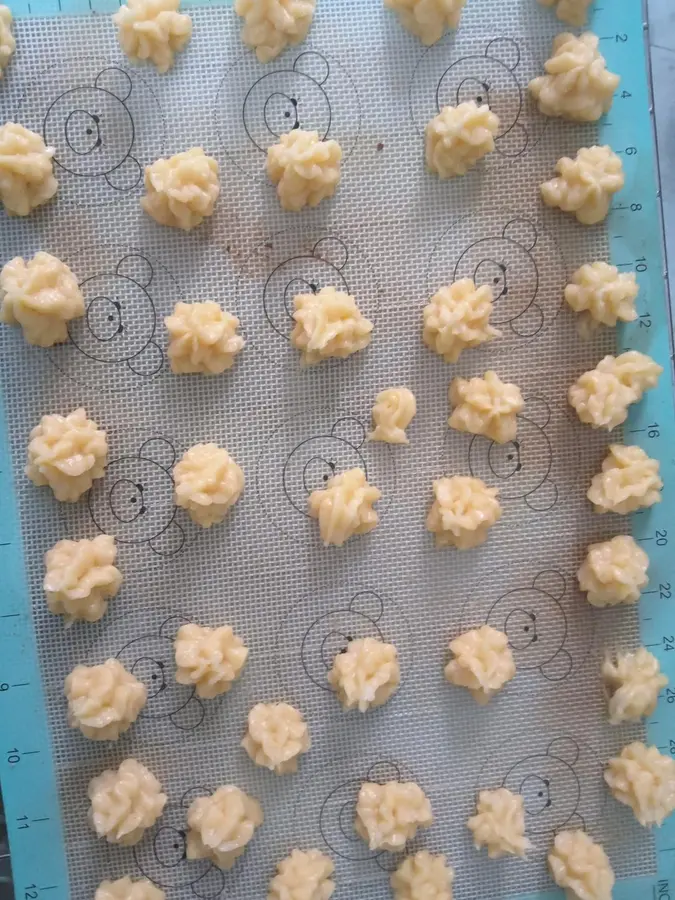 Mini puffs are simple to make step 0