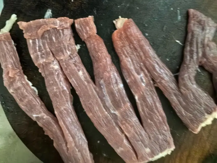 Snack beef jerky step 0