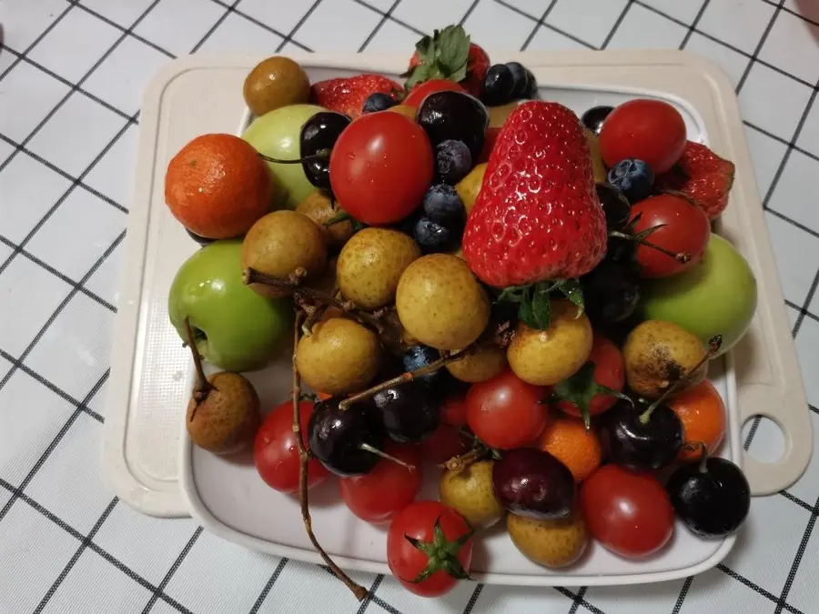 Five blessings in the door fruit plate step 0