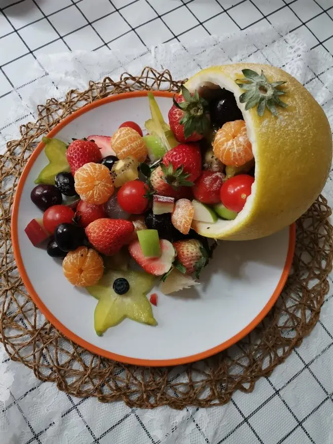 Five blessings in the door fruit plate