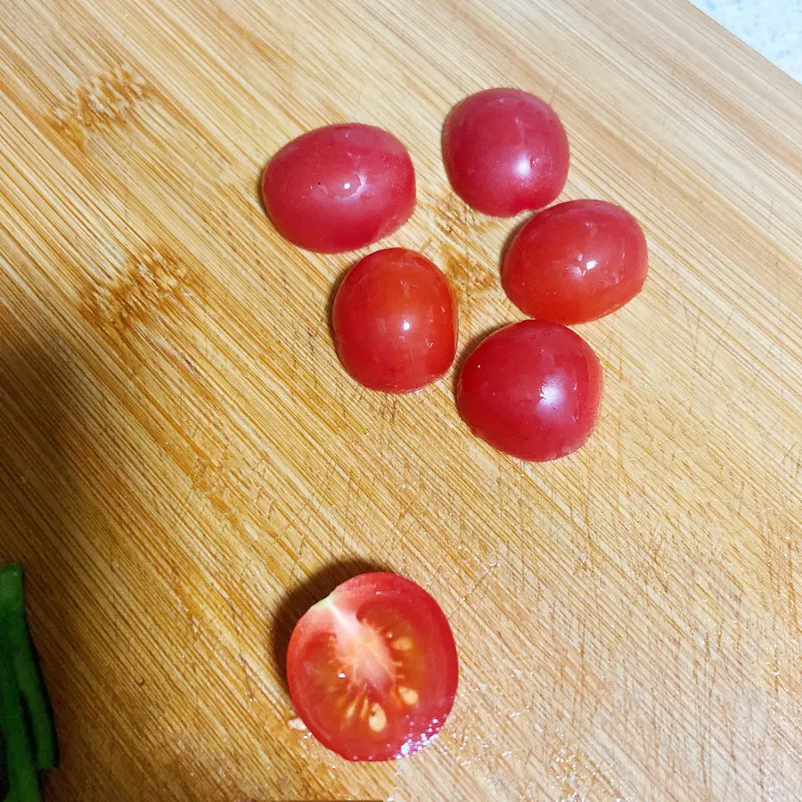 Chinese New Year's Eve vegetable flowers bloom rich ~ tomato roses step 0