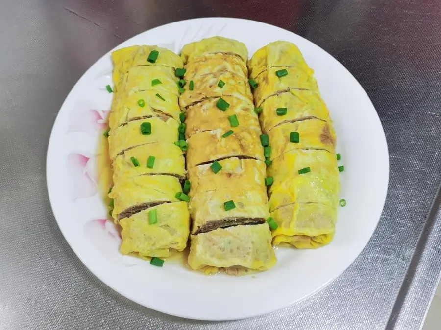 Ruyi meat egg roll step 0