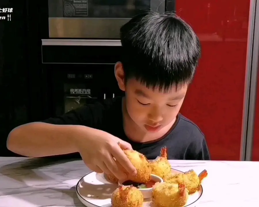 Chinese New Year's Eve Dinner Menu - Crispy Golden Cheese Mashed Potato Shrimp Balls step 0