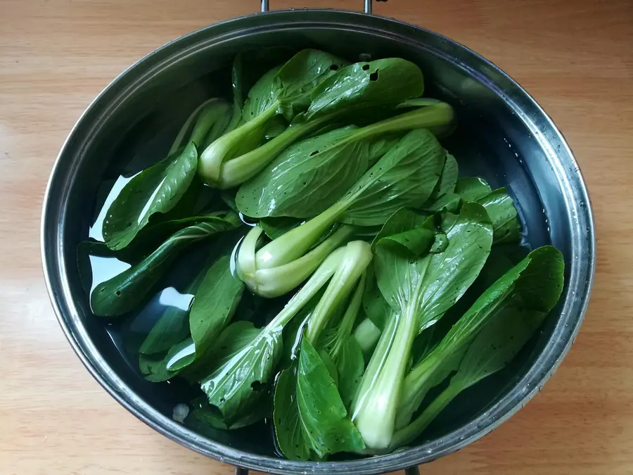 Boiled rape - the most popular vegetarian dish for Chinese New Year's Eve dinner step 0