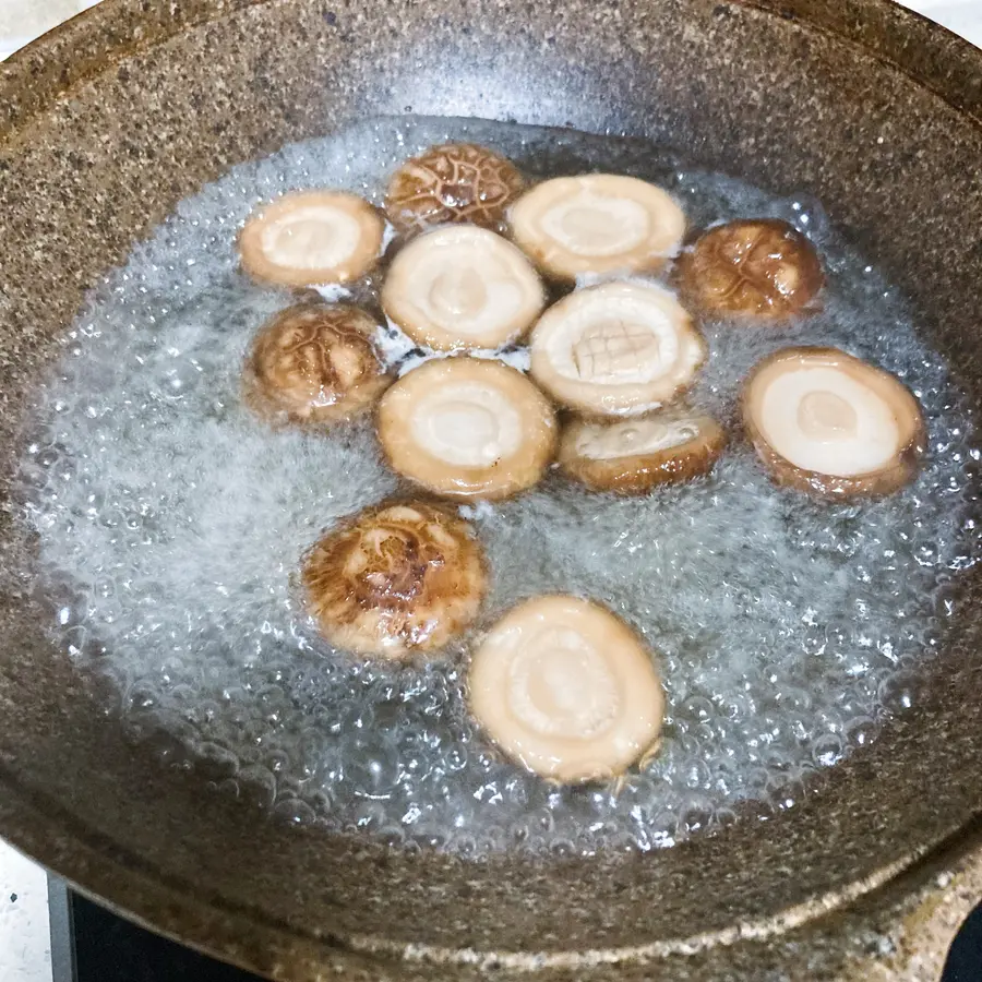 Chinese New Year's Eve Vegetable Reunion ~ Shiitake Shrimp Stuffed step 0