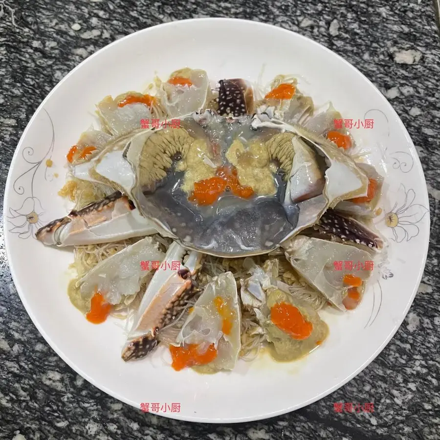 Chinese New Year's Eve Dinner Steamed Red Paste Barracuda Crab with Garlic Vermicelli Come and learn from me the super detailed steps step 0