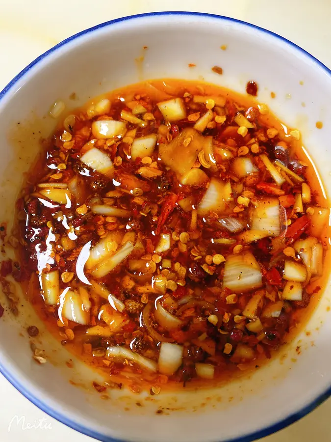 A must-make cold dish for Chinese New Year's Eve dinner step 0