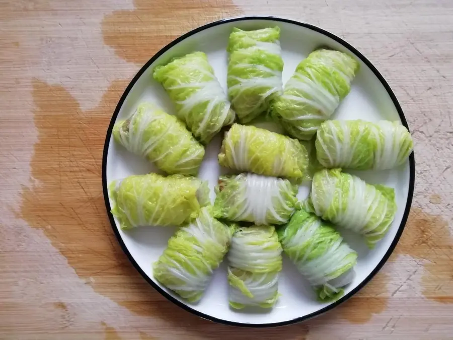 A must-have dish on the New Year's table, jade white jade rolls step 0