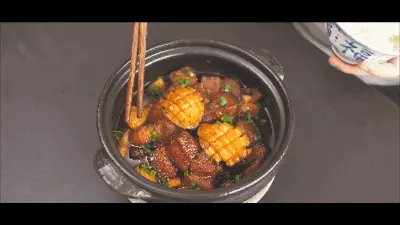 Chinese New Year's hard dish [abalone braised pork] step 0