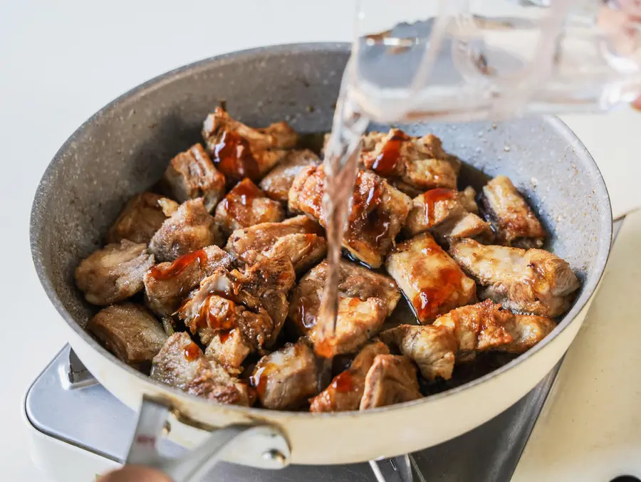 0 difficulty Chinese New Year's Eve dinner, plum ribs if it is very delicious step 0