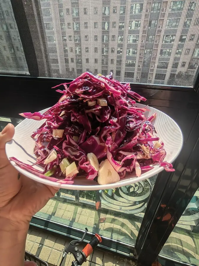 New Year's anti-greasy artifact - cold salad purple cabbage