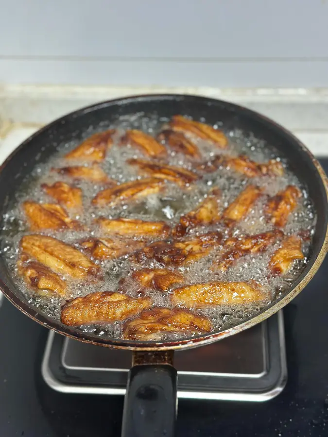 Super rice dry pot chicken wings!! step 0