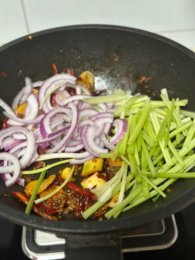 Super rice dry pot chicken wings!! step 0