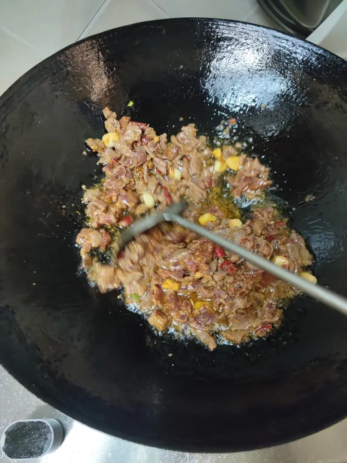 Ground beef with double peppers step 0