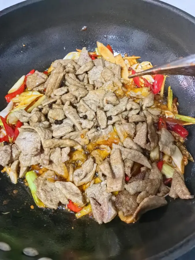 Home Cooking - Pickled Pepper Pork Liver step 0