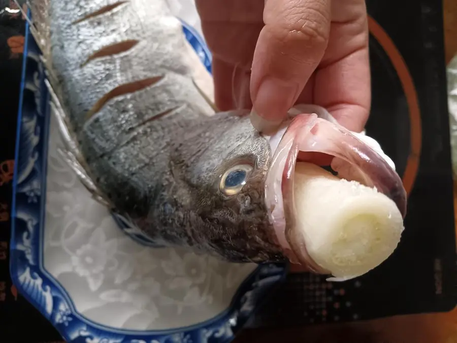 Steamed fish (for all fish) home cooking step 0