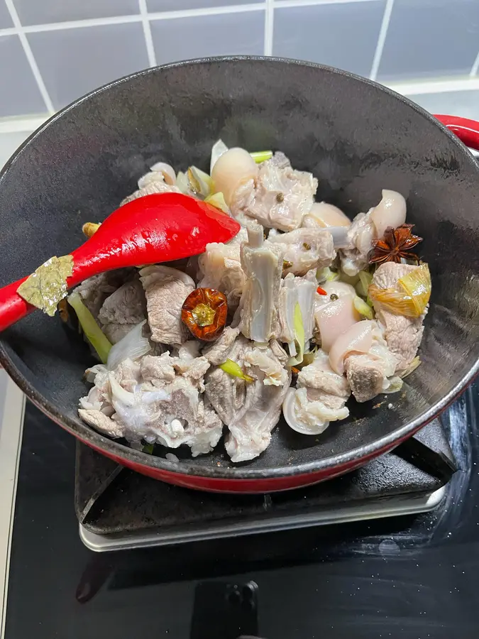 Braised lamb (home cooking) step 0