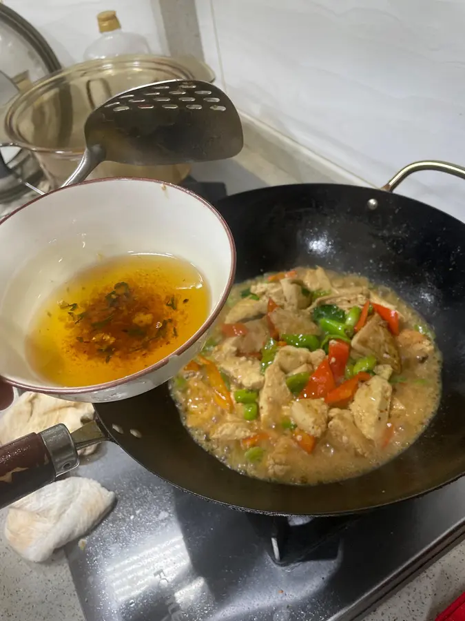 Jiangxi home cooking|fried tofu step 0