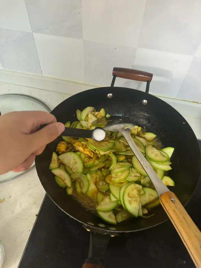 Zucchini stir-fried meat and scrambled eggs ~ 0 cooking skills will make home-cooked dishes step 0