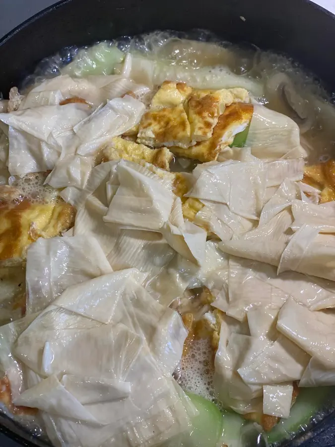 Taizhou home cooking - ginger egg roasted loofah step 0