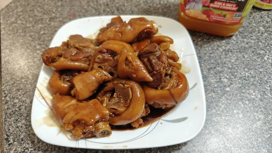 Braised pork trotters (electric pressure cooker version)