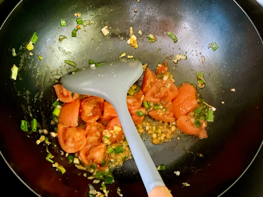 Tomato shrimp and vermicelli casserole step 0