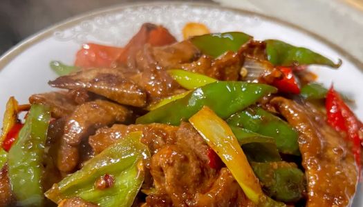 Stir-fried pork liver (home cooking)