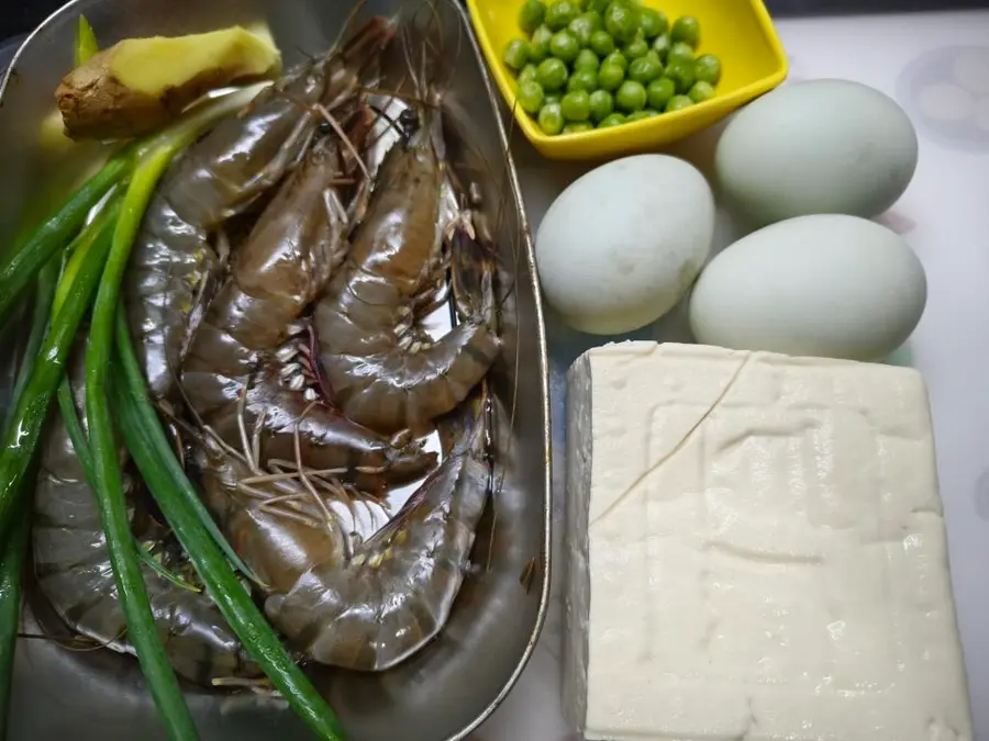 Salted egg yolk, shrimp tofu step 0