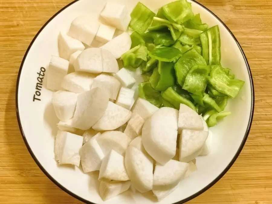 Beef cubes with oyster mushrooms step 0