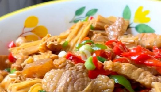 Stir-fried pork with yuba