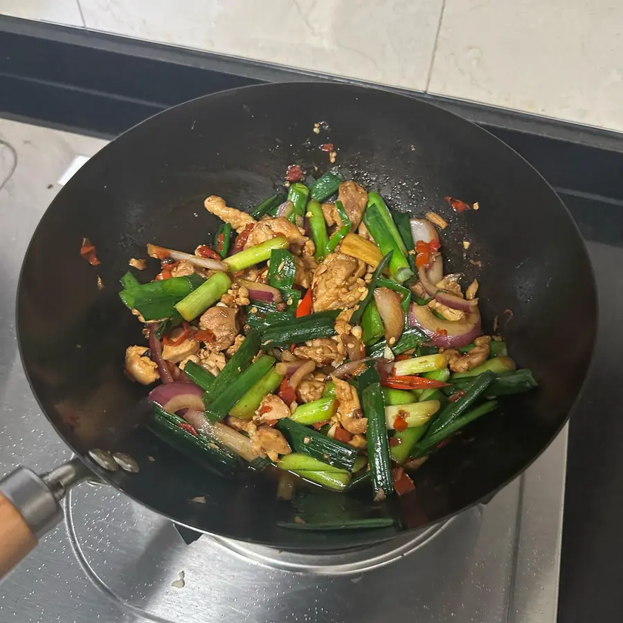 âœ… Challenge 365 Days Dinner is Not the Same Day 137: Stir-fried Chicken! !ï¸ step 0