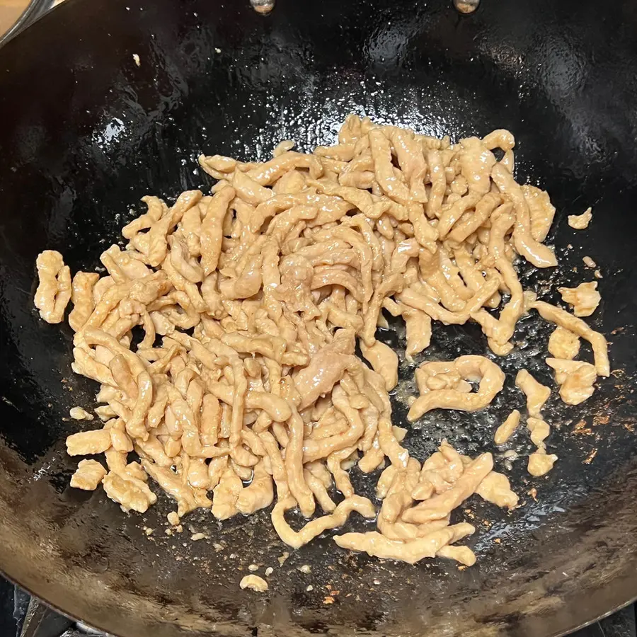 Fish-flavored shredded pork step 0