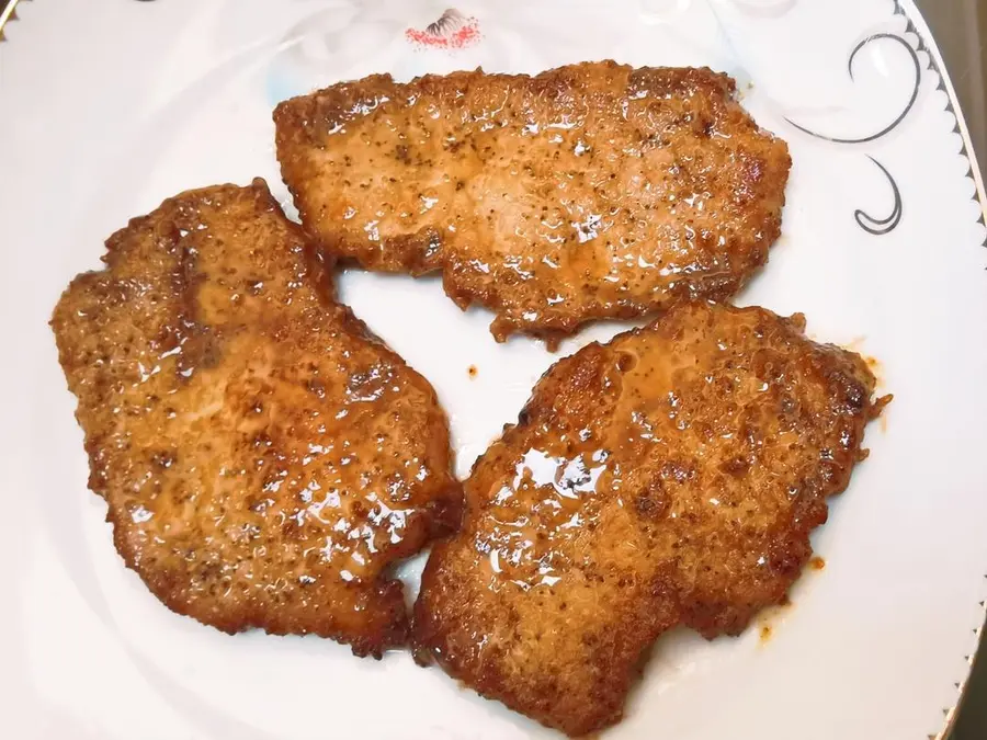 The simplest and best black pepper pork chop ever