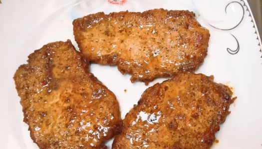 The simplest and best black pepper pork chop ever