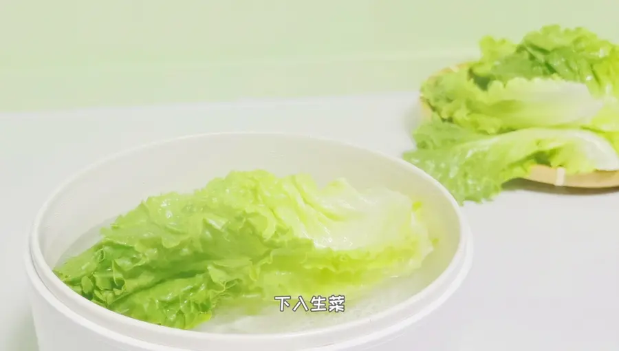 Oyster sauce lettuce does this without blackening! Crisp and fresh, 5 minutes quick dish step 0