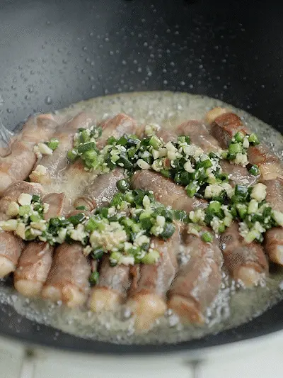 Lazy people must learn fast food! Fresh and tender, simmer for 40 seconds and then come out of the pot~ step 0