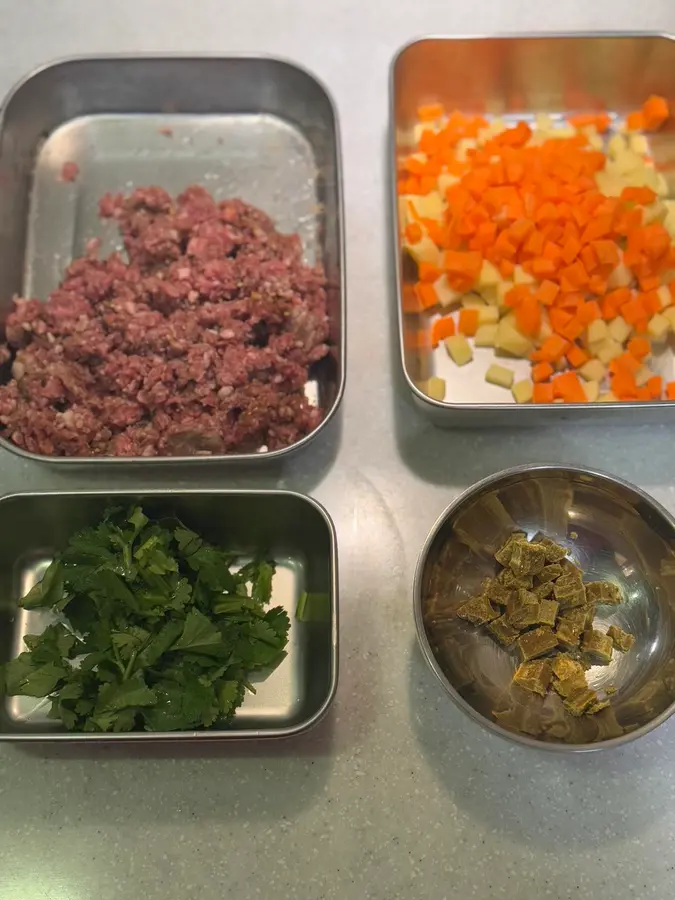 Children's favorite fast dish - curry potatoes, carrots, beef cubes step 0