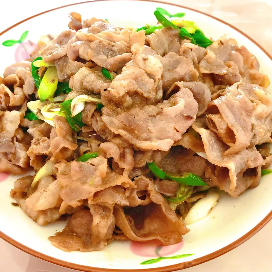 Stir-fried lamb with green onions step 0