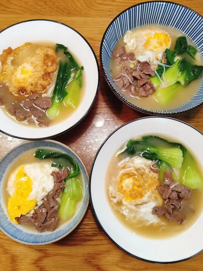 Egg beef and green vegetable noodles ~ simple and fast, to ensure a day's nutrition