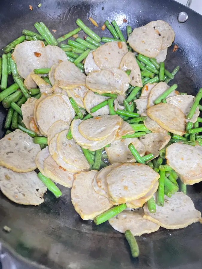 Stir-fried beans with fast dish golden pork strips step 0